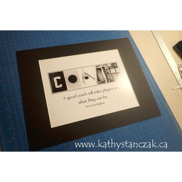 Hockey Coach Thank You Gift - Picture 1 of 3